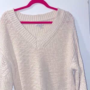 American Eagle Sweater